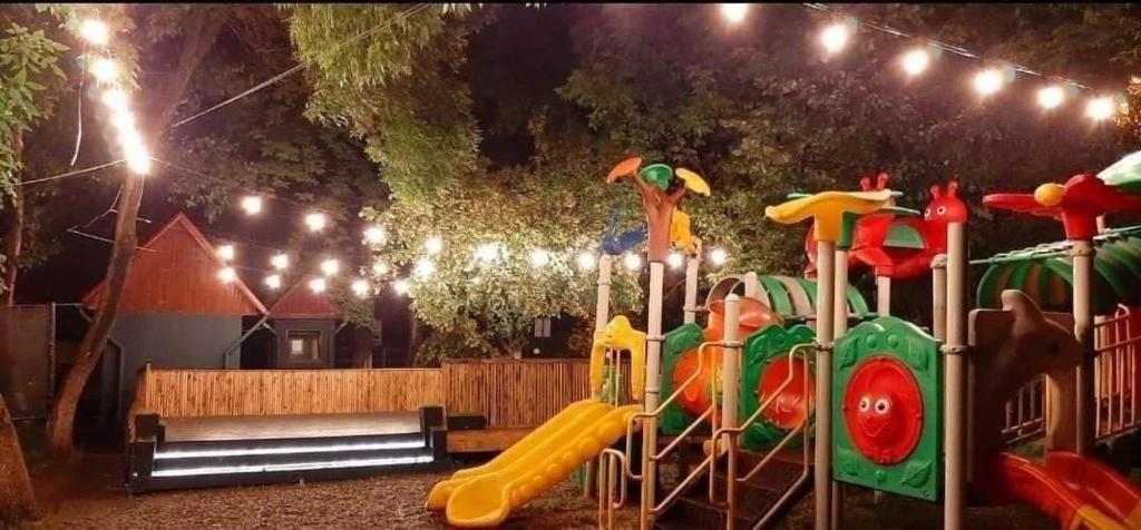 Hotel Complex Popas Pacurari Iasi Exterior foto